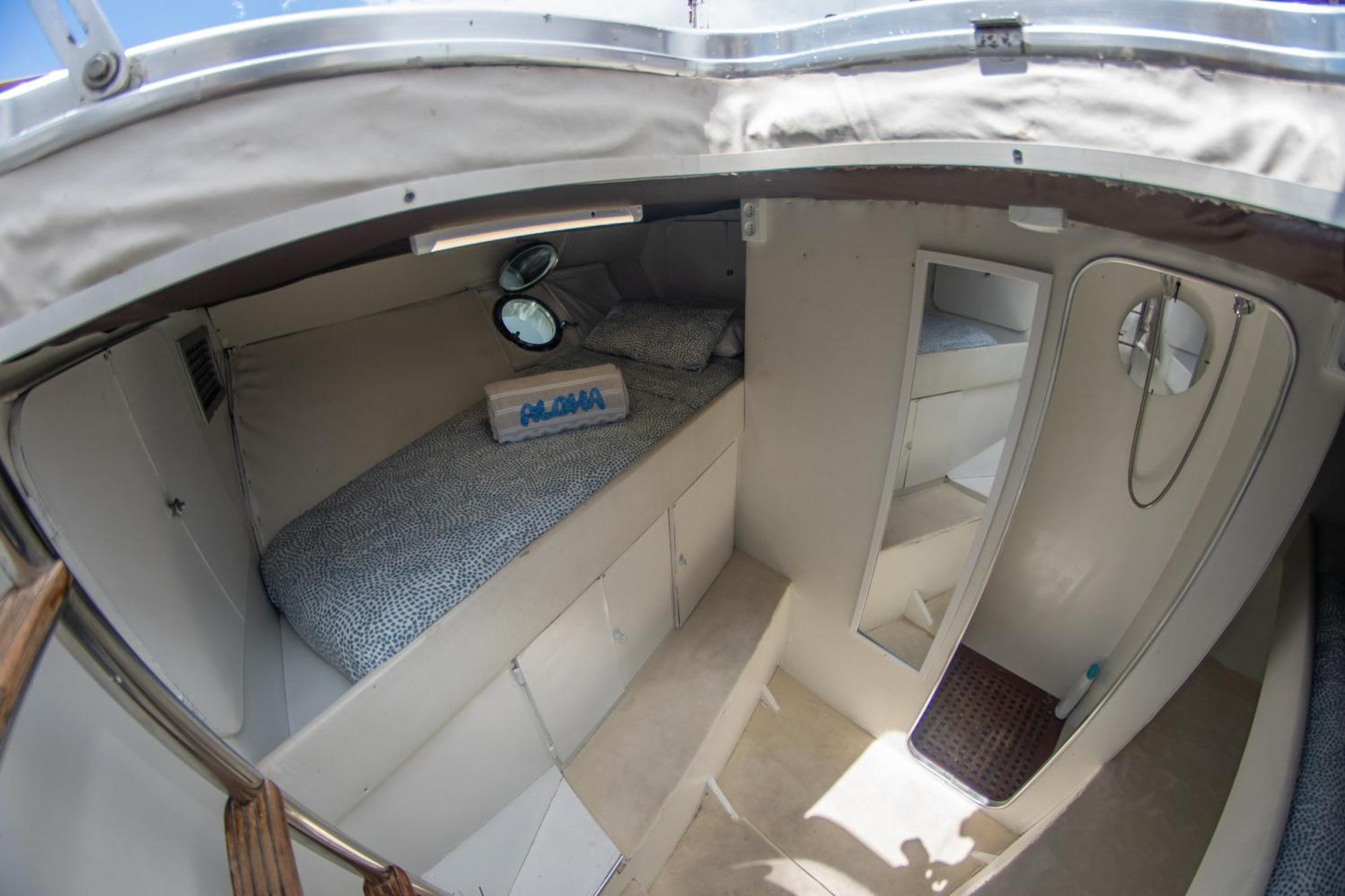 Habitacion Marineria Boat Aloha Барселона Экстерьер фото
